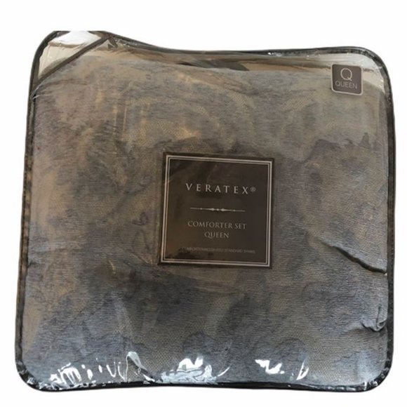 Vera Bradley - Brandclub - 3pc Full/Queen Romantic Paisley  Blue Printed Queen Veratex Queen Comforter Set